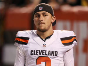 Soon to be ex-Cleveland Browns quarterback Johnny Manziel, who is slowly ruining his life out step at a time. (Source: Ron Schwane/AP)